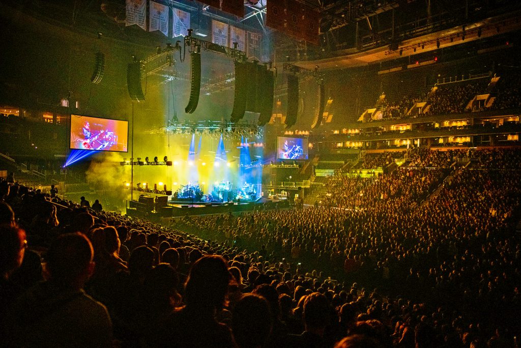 LA_Bon_Iver_L-ISA_4.jpg