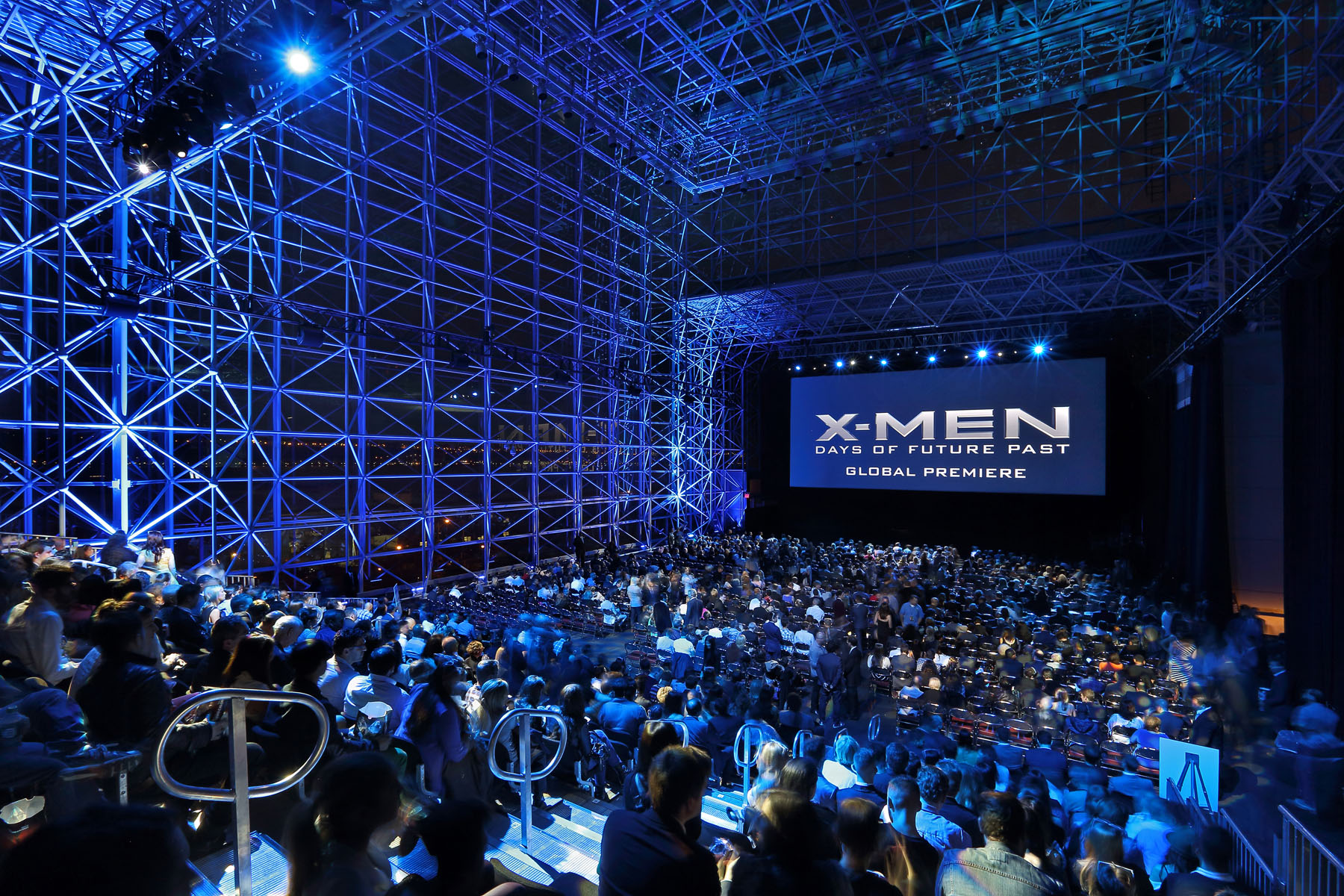 K2 sound system set up by L-Acoustics at the World Premiere of X-Men: Days of Future Past