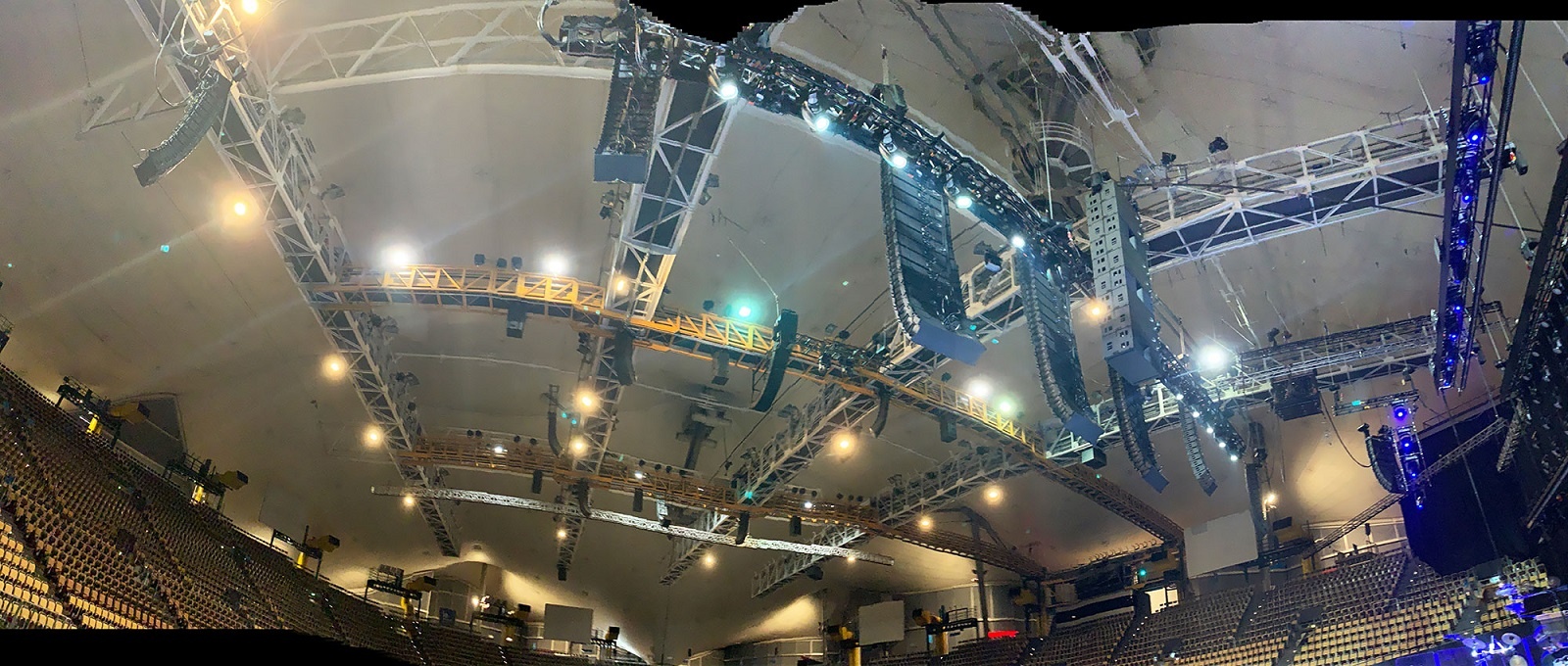 K series sound system set up by L-Acoustics at the Mark Knopfler Down the Road Wherever Tour