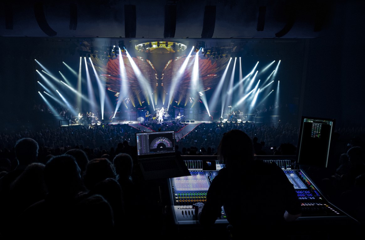 L-Acoustics and Mixhalo Enter Strategic Partnership, Plan to Accelerate 5G Live Entertainment Experiences and Hybrid Sound Reinforcement Solutions featured image