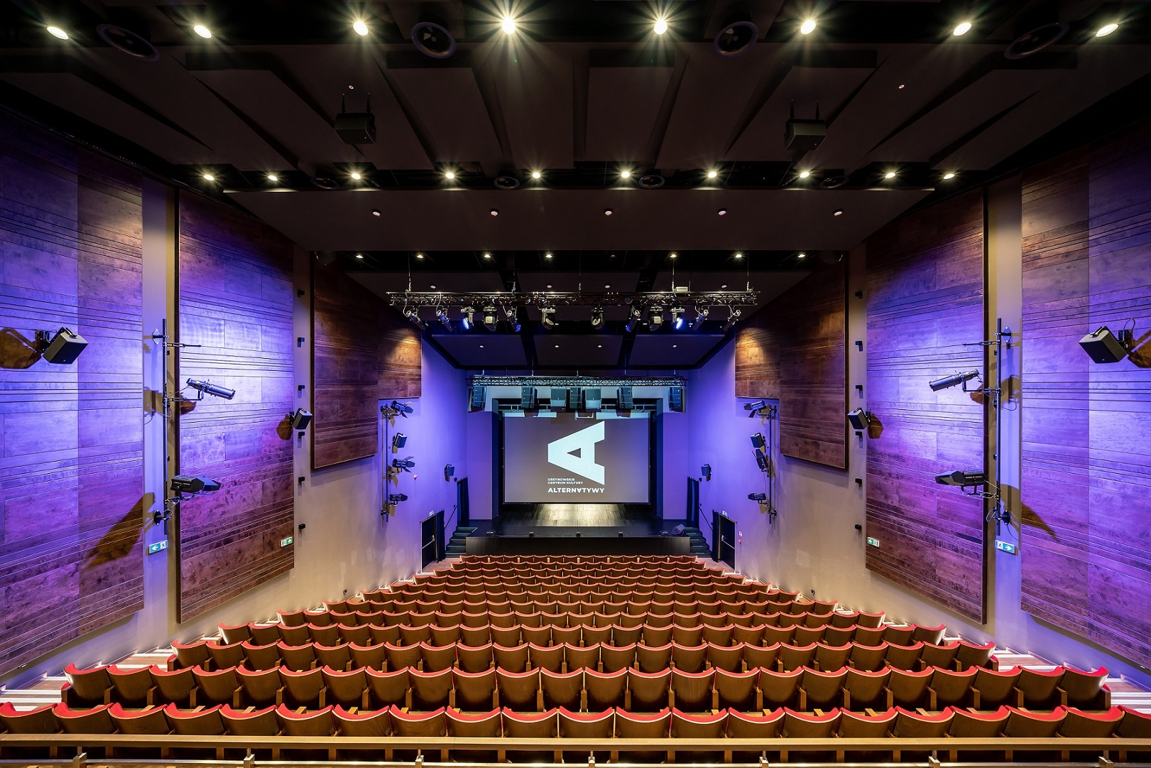 Ursynów Cultural Centre “Alternatywy” Becomes First L-Acoustics L-ISA Installation in Poland featured image