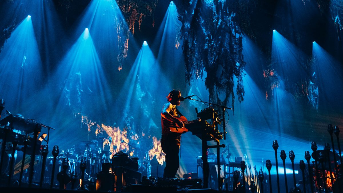 LA_Bon_Iver_YTT_4-1200x675.jpg