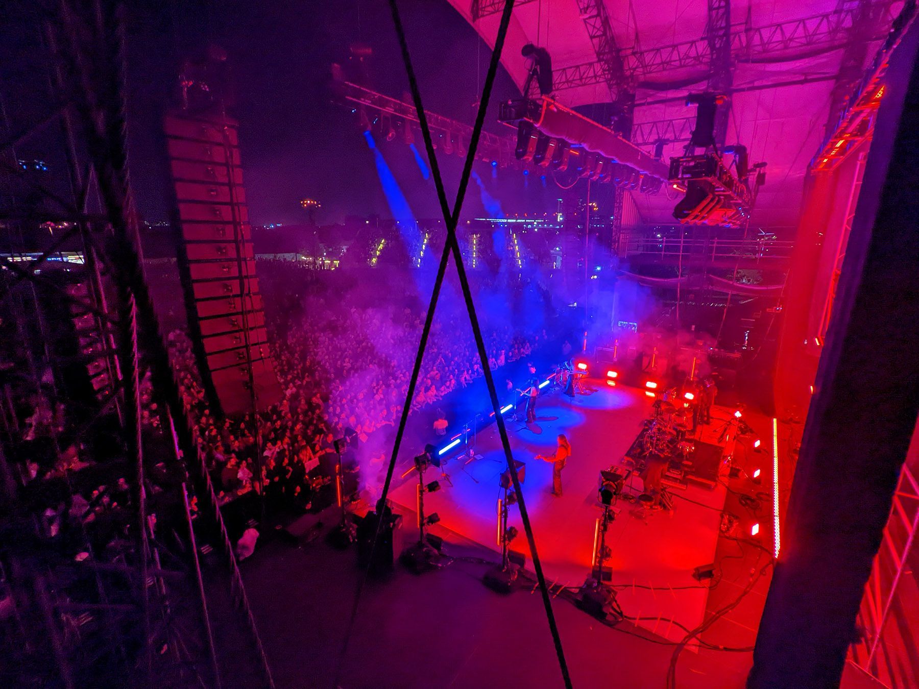 L-Acoustics K2 System Scales as Needed on HAIM’s Current Tour featured image