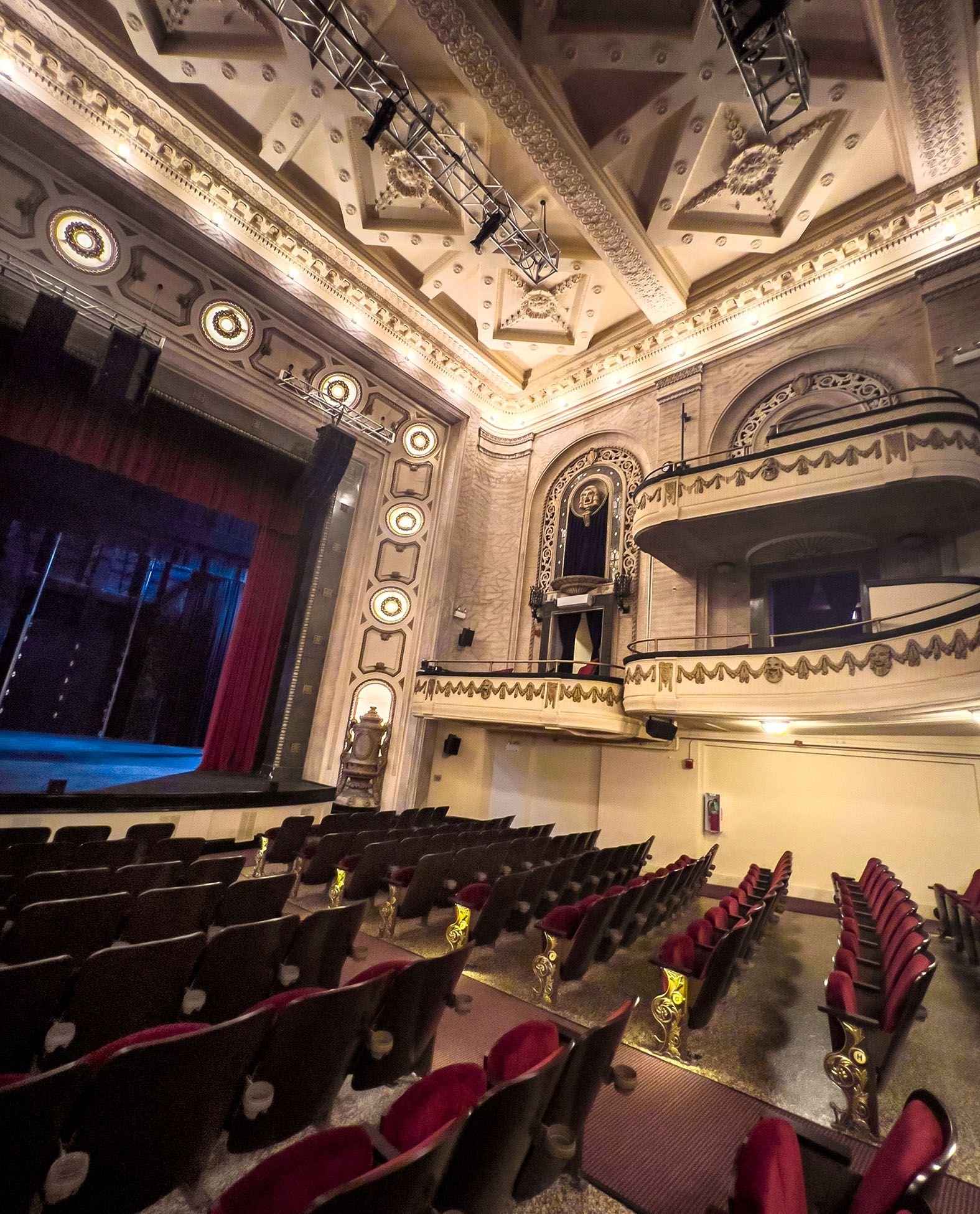 Chicago’s Famed Studebaker Theater Enters Its 125th Year With A New L-Acoustics Kara II Sound System featured image