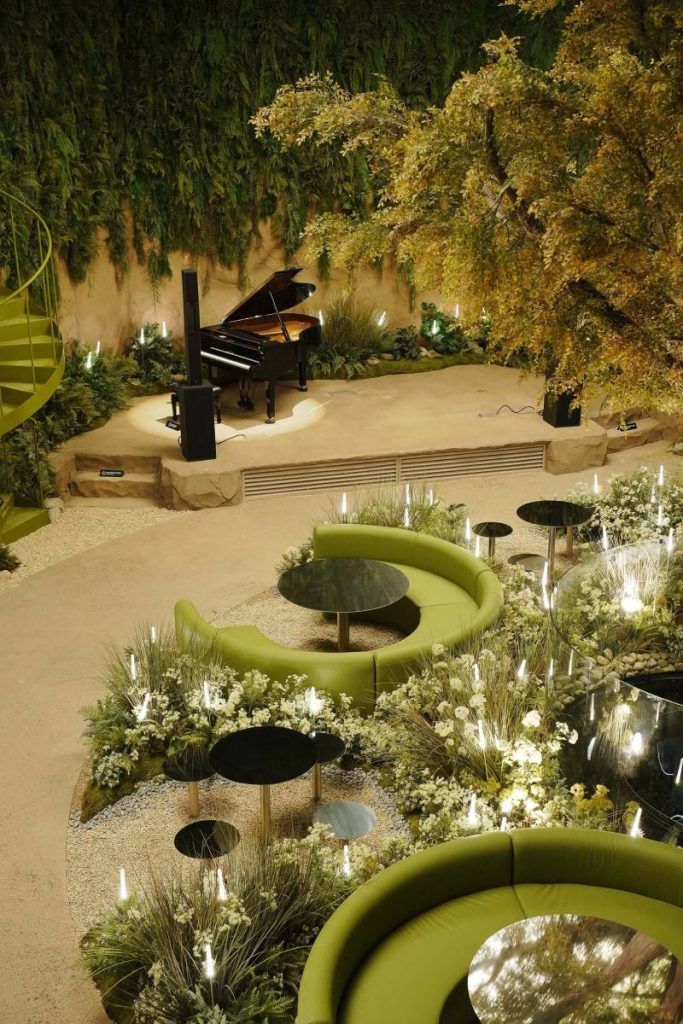 The Forest Hall dining area, with its concert-grade L-Acoustics sound system is a performance space where musicians play jazz, classical, and pop music weekly