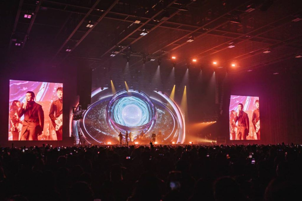 The 6,000-cap UOB LIVE venue officially opened in the EMSPHERE complex in Bangkok, Thailand with an L-Acoustics K2 concert speaker system. 