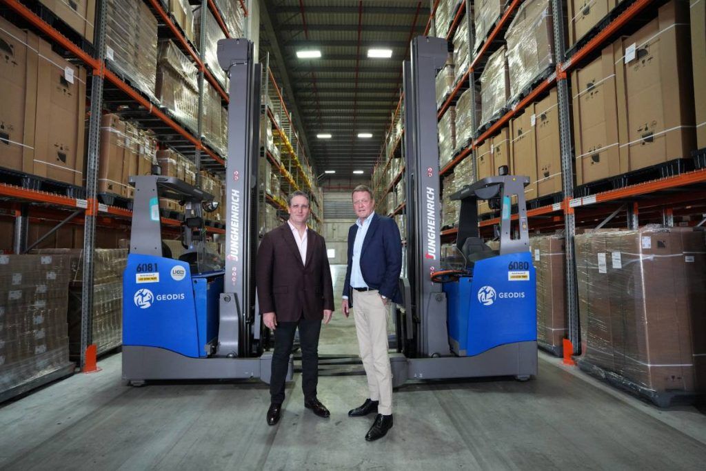 Hervé Guillaume, CEO L-Acoustics Group and Onno Boots, President and CEO Asia Pacific and Middle East, GEODIS.