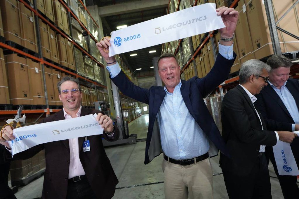 Hervé Guillaume, CEO L-Acoustics Group. Onno Boots, President and CEO Asia Pacific and Middle East, GEODIS celebrate the opening of the APAC distribution centre.