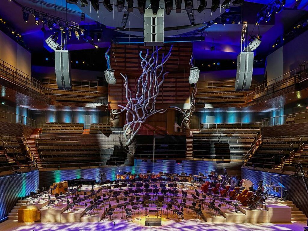 Helsinki Music Centre chose an L-Acoustics L Series professional sound system for clarity, aesthetics and noise management