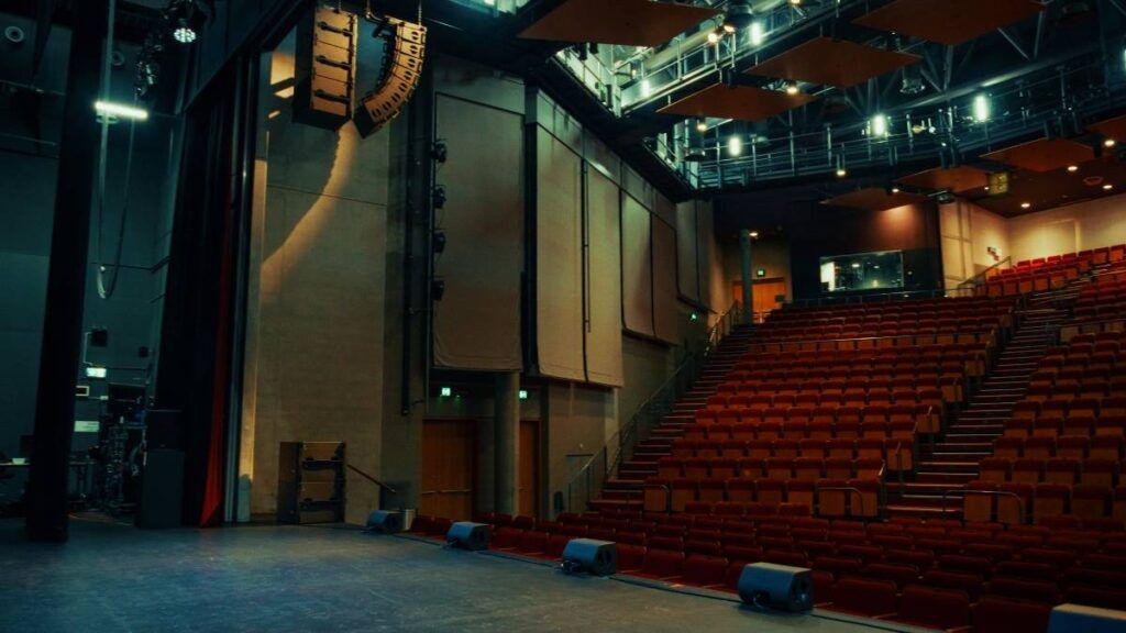 L-Acoustics Kara II provides powerful, versatile sound across the entire audience area