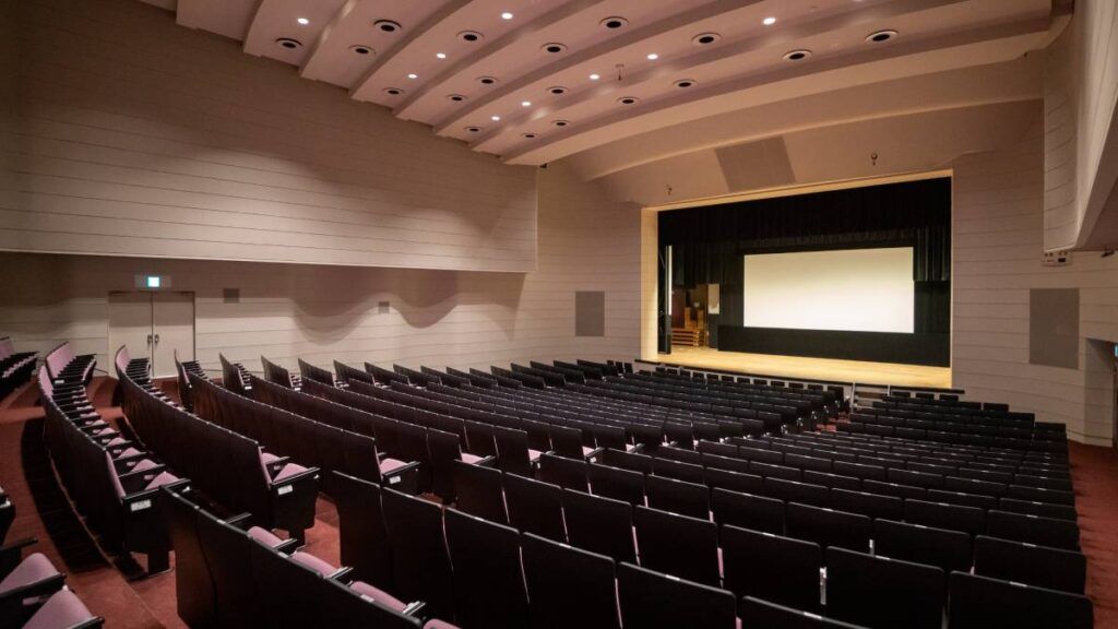 Sonic City’s Small Hall centre proscenium array consists of one L-Acoustics A10 Focus and two A10 Wide with one KS21 subwoofer rigged behind acoustic grills