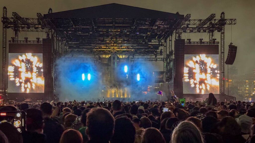 An estimated 16,000 concertgoers a day danced to their favorite DJs and artists performing on L-Acoustics K Series concert sound system at CRSSD in March