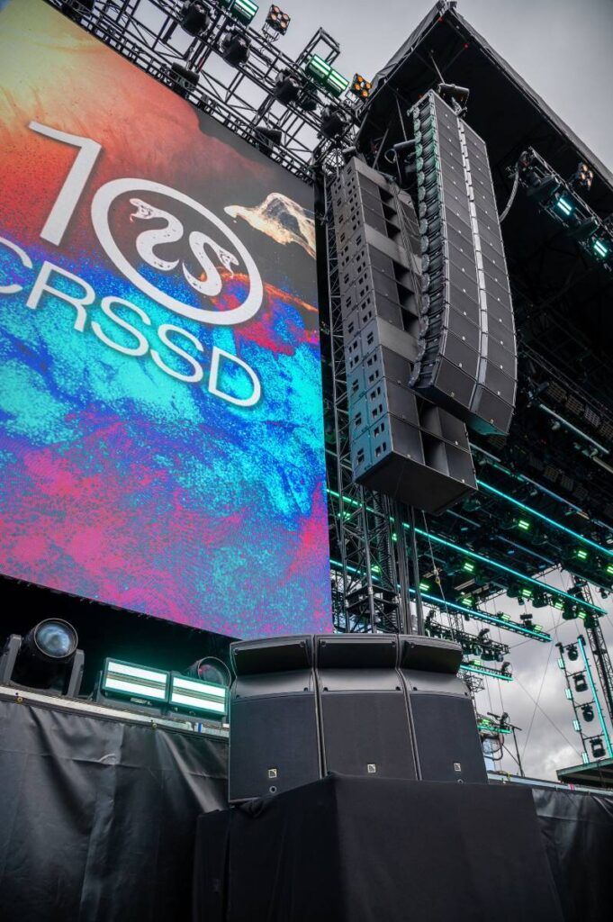 L-Acoustics A15 enclosures provided front-fill coverage (photo credit: Alex Matthews)