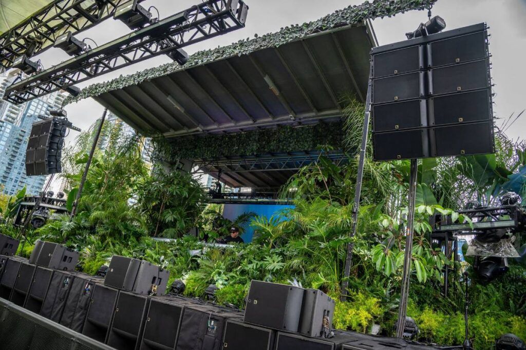 The Palms stage was equipped with left and right main arrays of four K2 concert sound system (photo credit: Alex Matthews)