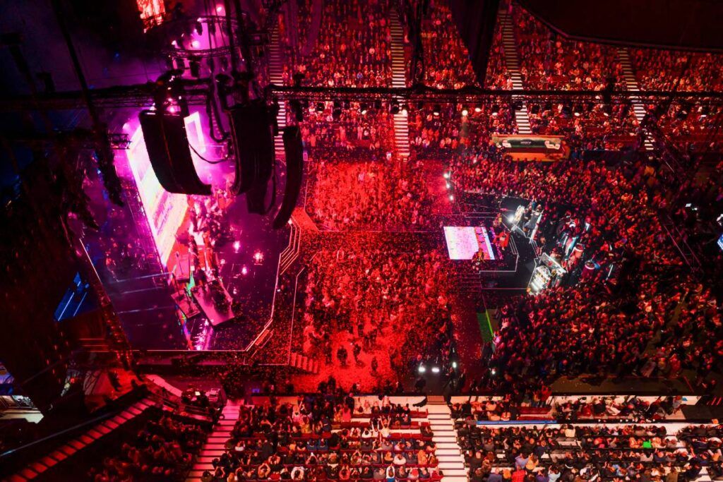 An aerial view of KiAN Sound’s L-Acoustics L Series arrays seen during Tia Wood’s Juno Awards performance (photo credit: CARAS/Ry Ones)