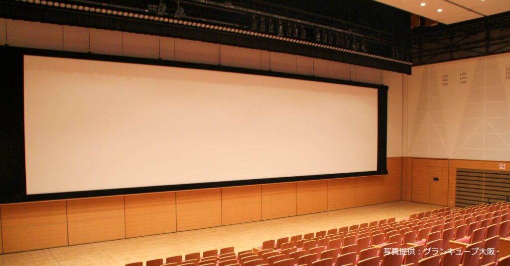 L-Acoustics X12 professional sound system monitors provide options when the Main Hall is sectioned into a Small Hall configuration