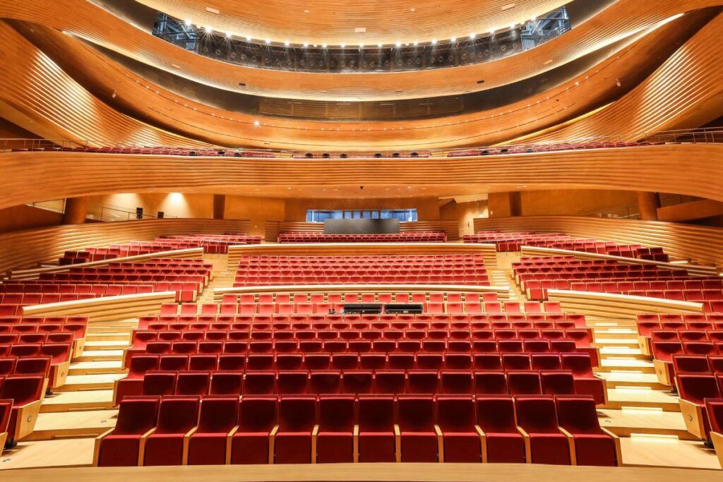 The 1,400-seat Suzhou Shishan Grand Theatre installed with a versatile L-Acoustics A Series professional sound system