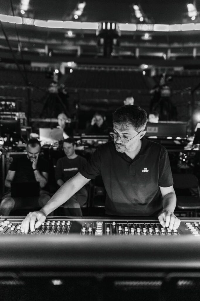 Davide Lombardi, Bocelli's front-of-house engineer wanted audiences to forget they're in a 20,000-seat arena and feel they're in an intimate theater