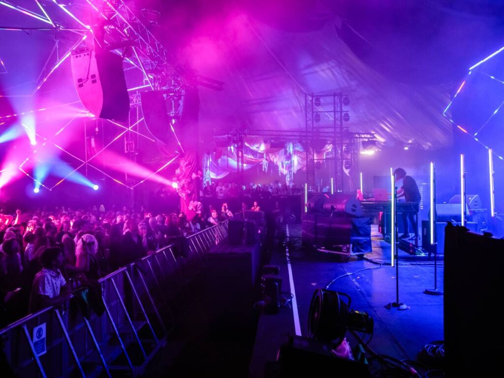 Immersive stage monitoring featuredL-Acoustics X15 HiQ speakers and SB18 subwoofers – photo credit Maria Zhytnikova, Red Flame Creations