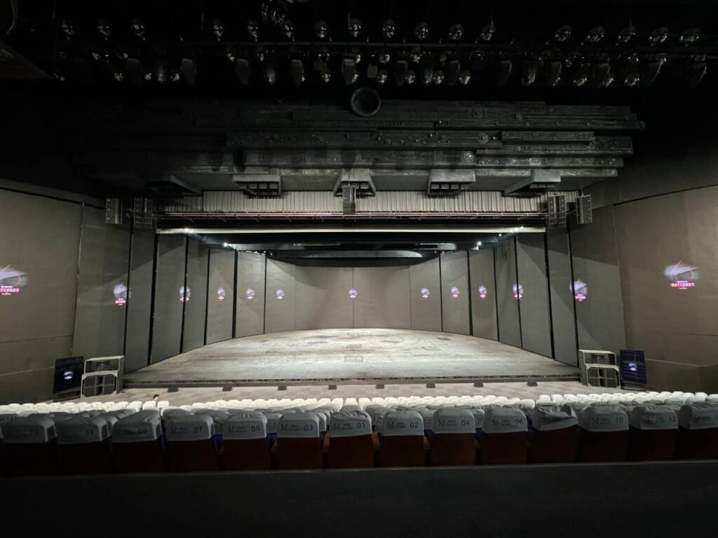 The Ya'an 1869 Panda Performing Arts Center Main Theatre LCR system of six L-Acoustics K3i per side, and two A15i Focus and two A15i Wide for center