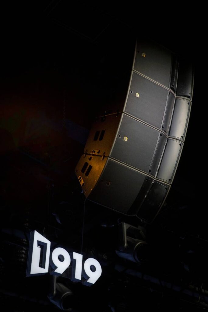 L-Acoustics A Series in an L-ISA configuration at 1919LIVEHOUSE