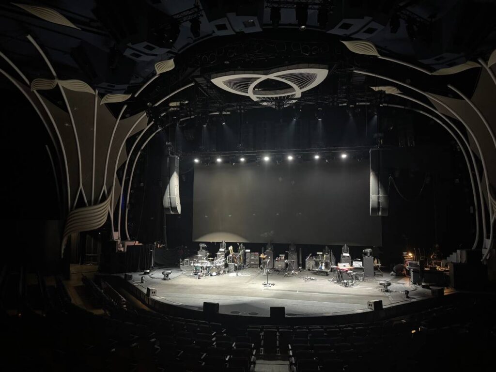 Brit Row’s L-Acoustics L Series mains and A Series front-fills in place for a recent show at Berlin’s Friedrichstadt-Palast