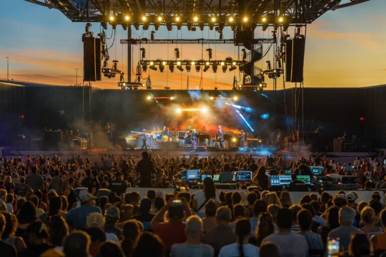 Clearwater’s BayCare Sound at Coachman Park Goes Rider-Ready With L-Acoustics L Series Concert Sound System featured image