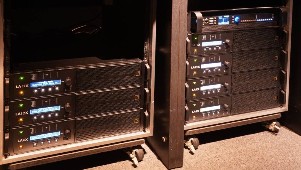 Four LA12X and three LA4X amplified controllers power Billboard Live Osaka’s entire professional sound system