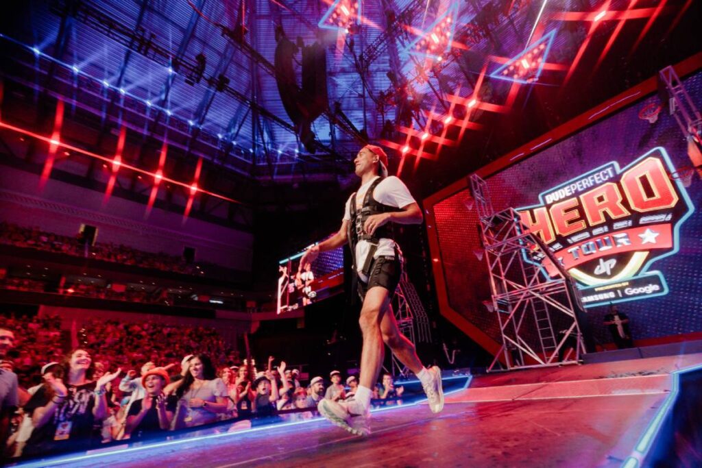 Hero Tour’s main PA hangs featured three L-Acoustics concert sound system L2 flown over one L2D per side, while out-fill arrays featured two L2 over one L2D per side