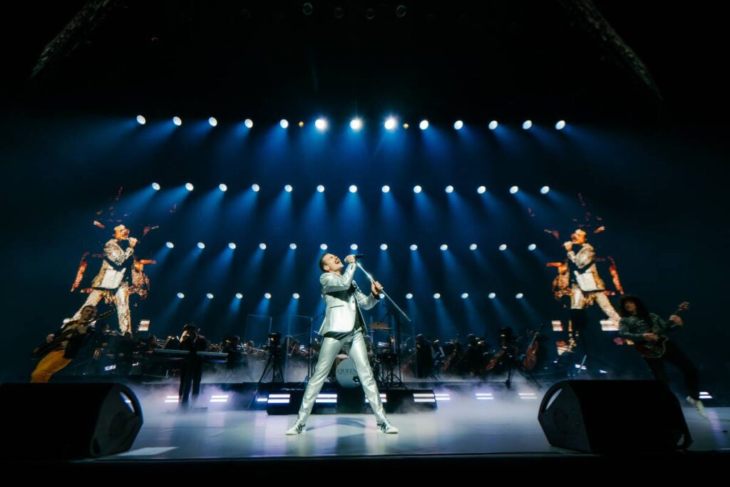 Queenie have earned international recognition for their uncompromising authenticity, performing more than 1,400 concerts worldwide