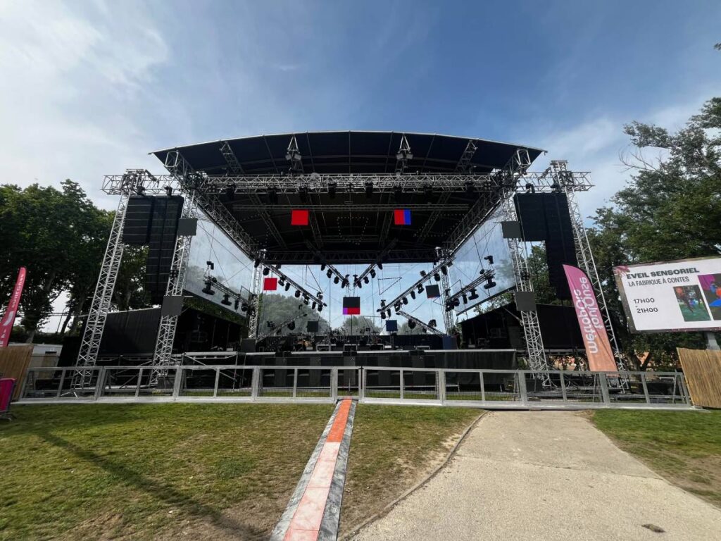  L-Acoustics asymmetrical K Series system delivers consistent 15-decibel noise reduction at Rio Loco Festival