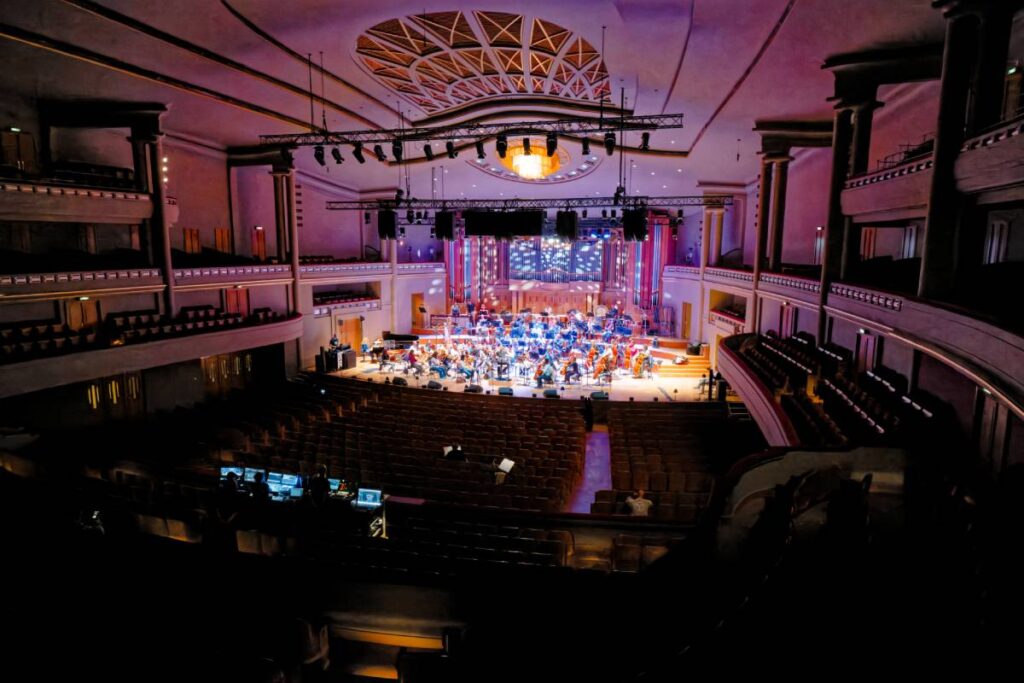 L-Acoustics L Series system in an L-ISA configuration is the only solution that could provide uncompromising tonal balance, clarity, and realism for every seat in the hall