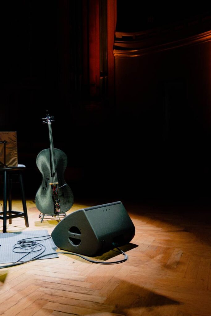 The inauguration of the new L-Acoustics sound system was led by Nicolas Bernus, Technical Production Manager at Bozar. On this occasion, Syla and the Belgian National Orchestra performed
