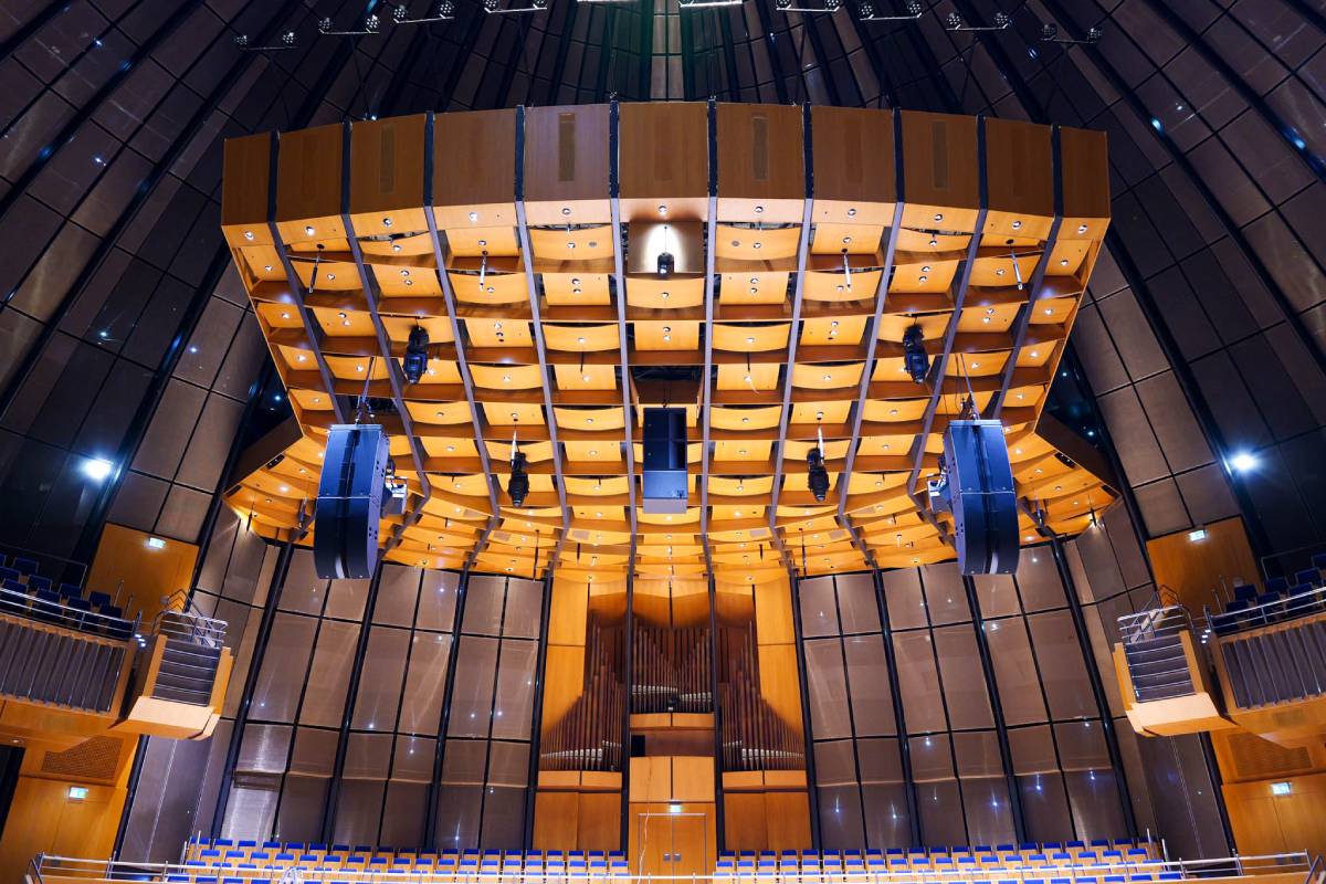 la-dusseldorf-tonhalle-3.jpg
