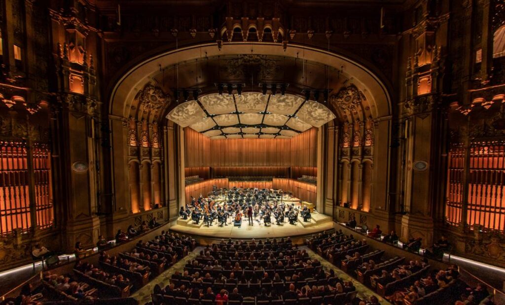 A separate Voice audio system comprises six colinear L-Acoustics Syva enclosures mounted on the hall’s front wall in three L/R pairs covering the orchestra, mezzanine, and balcony seating levels (photo credit: Todd Rosenberg)