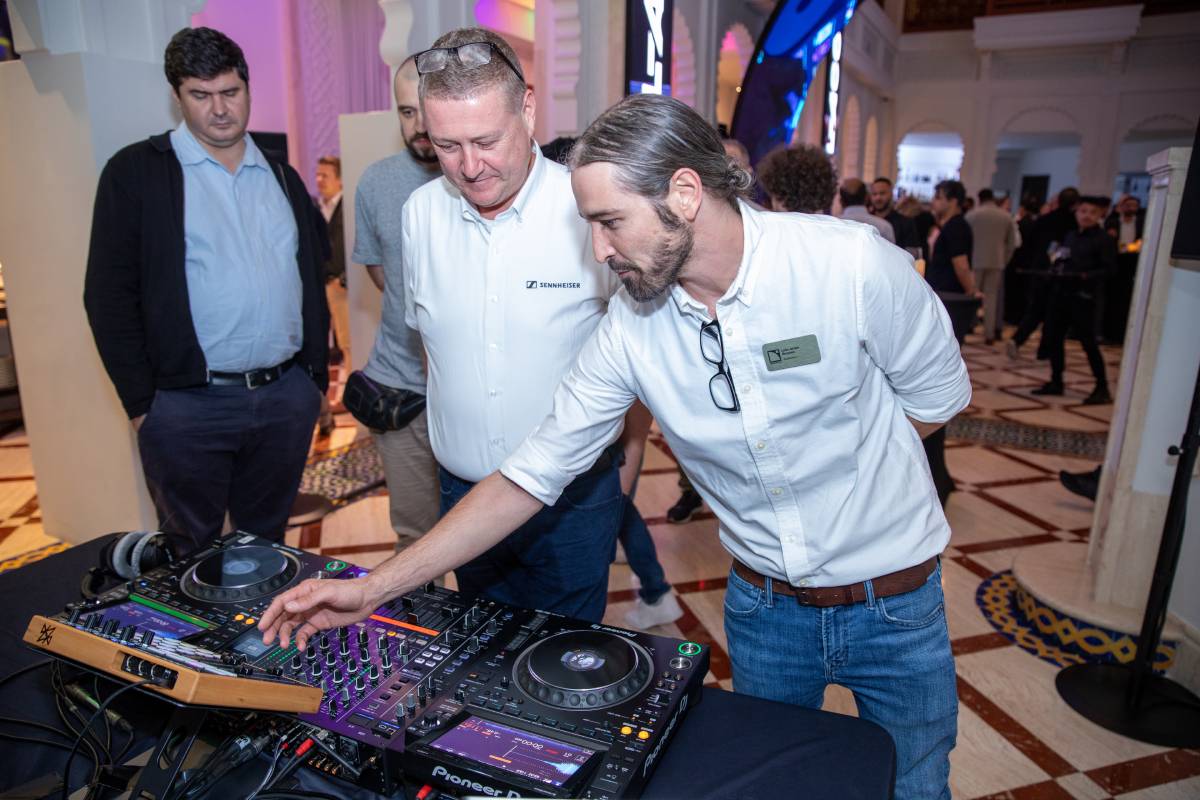 Luke James Brookes demonstrates L-Acoustics DJ capabilities during interactive sessions at the event