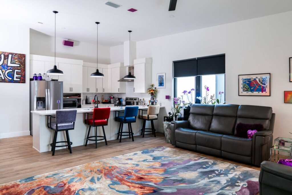 Elsewhere in the living room are products from the L-Acoustics Xi Series, including ultra-compact X4i, X4r, X6i and X8i loudspeakers.