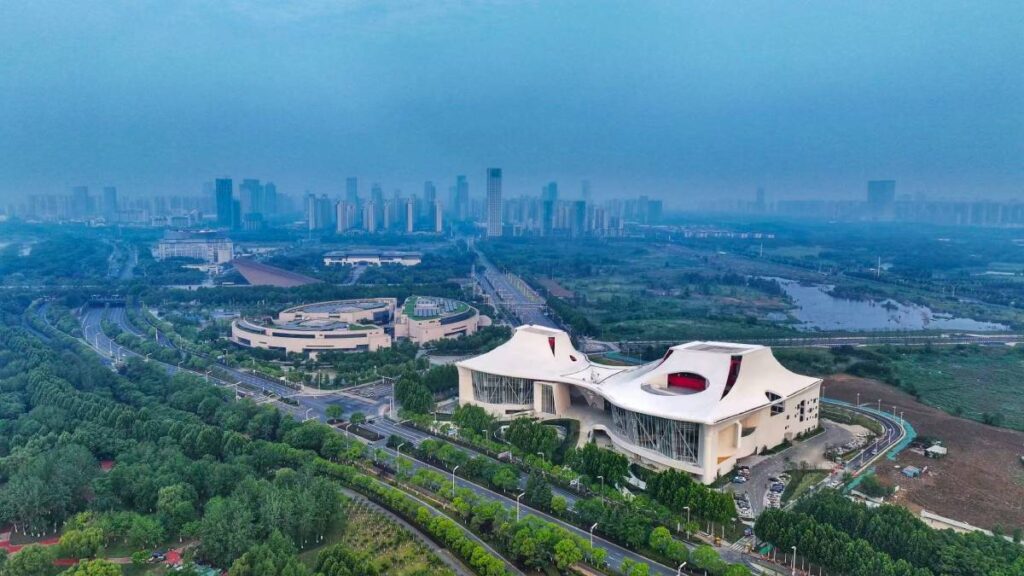 The Anhui Bai Xi Cheng Acrobatic Theatre dual-mode proscenium and immersive stage design is a first for China's professional theatre facilities