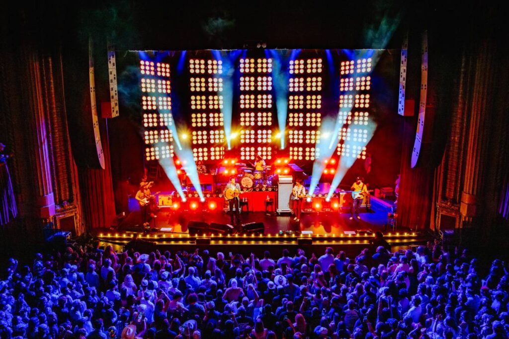 The Red Clay Strays in concert at the Warfield Theatre (photo credit: Sabrina Poei / @sabrinapoei)