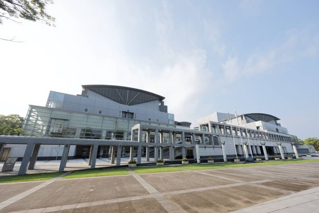 L-Acoustics A Series and Syva deliver clear amplification to Isaac Stern Hall, enabling diverse programming