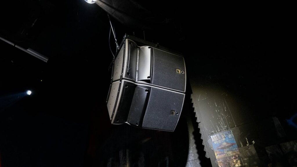 L-Acoustics A series was chosen for even coverage across the dancefloor while carefully limiting energy reaching the booth