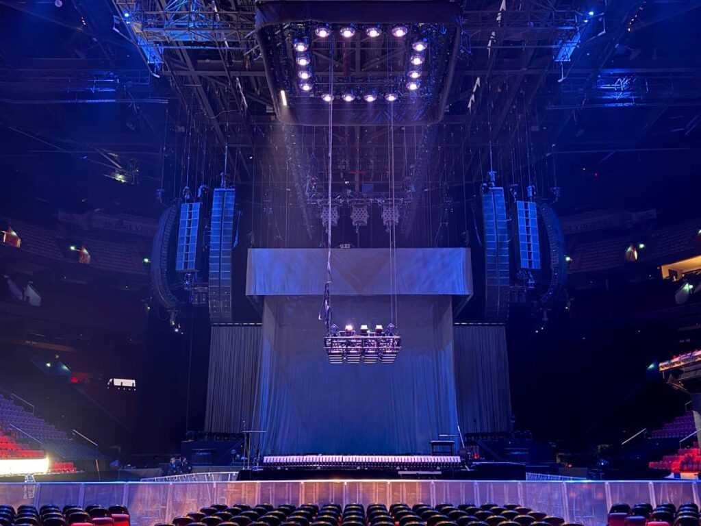 The tour’s main hangs comprised 16 L-Acoustics K1 over four K2 per side, each paired with eight KS28 subs, plus 12 K1 over eight K2 for out-fill
