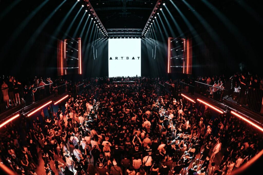 Engineers describe the L-Acoustics sound system as powerful, refined and highly reliable