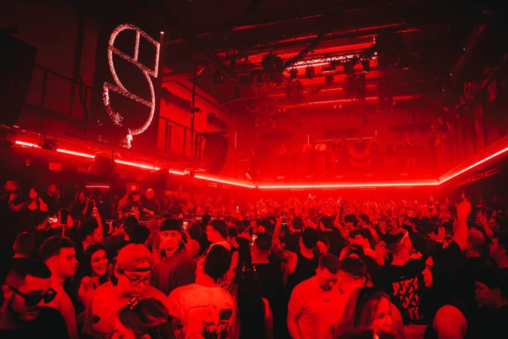 The precision of L-Acoustics A Series delivers the physical scale and impact of a festival system to its 1,500-capacity