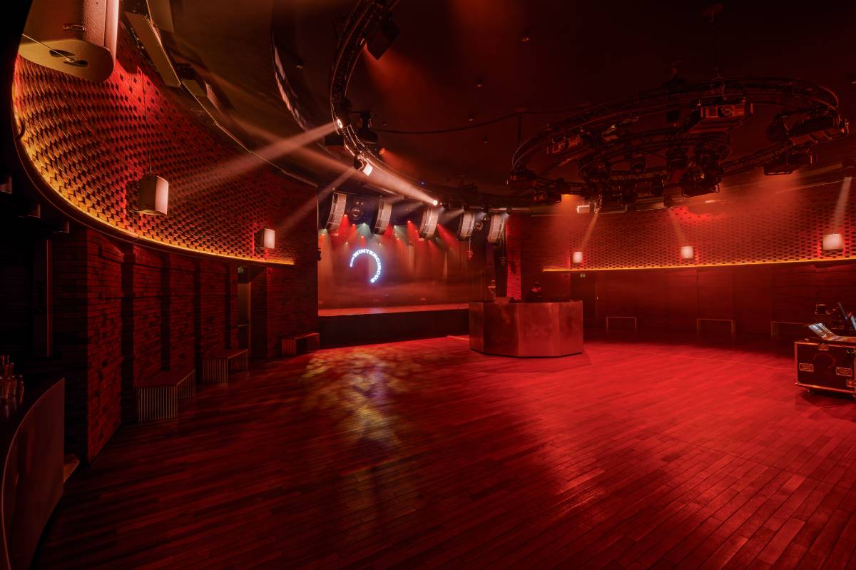Ghent's Club Wintercircus Opens with L-Acoustics L-ISA Immersive