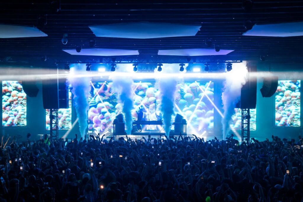 Frederick, Maryland-based Showtime Sound designed and installed the L-Acoustics system for the 3,000-capacity nightclub and concert hall