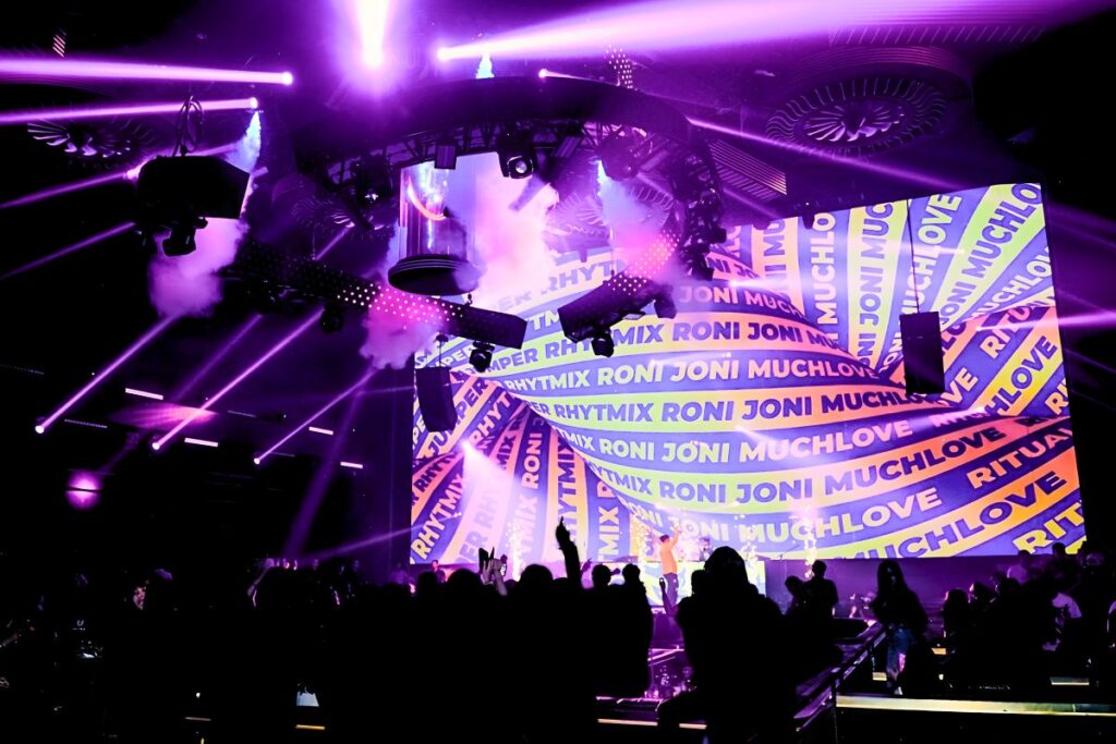 One of the project’s challenges was that Ultra Super Club’s ceiling structure required all of the L-Acoustics speaker hangs to be fixed to a series of steel beams