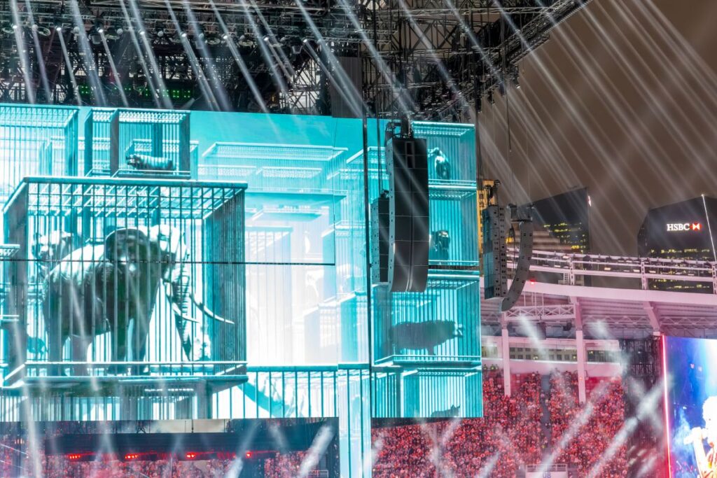 L1 is the flagship of the L-Acoustics L Series and the most advanced expression to date of the company’s patented Progressive Ultra-Dense Line Source (PULS) technology