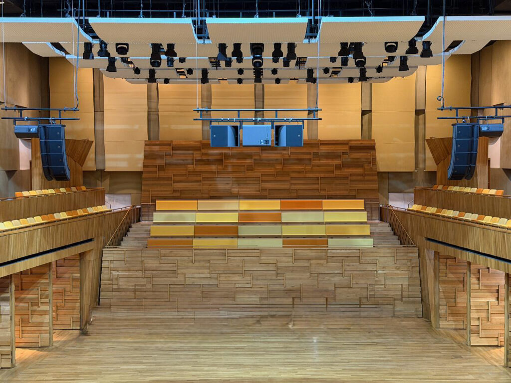 The L-Acoustics sound system had to deliver consistent intelligibility across 628 seats without disrupting the halls carefully tuned acoustic character