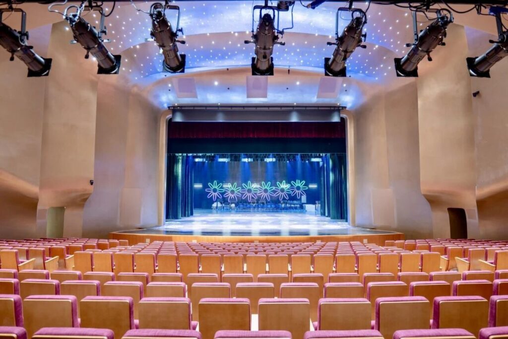 L-Acoustics develops custom sound systems for Shenzhen University Arts Complex including this 1000 seat grand theatre